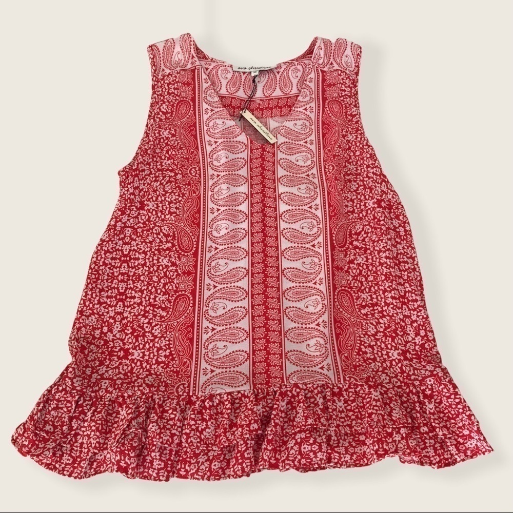 NWT Ava Christine Sleeveless Top. Size XS